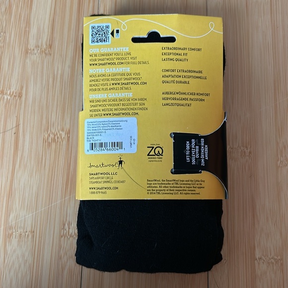Ladies size medium black Smartwool tights new in package - Picture 2 of 3